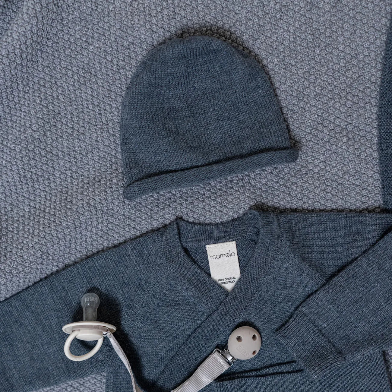 THE WOOLLY HAT - graphite grey