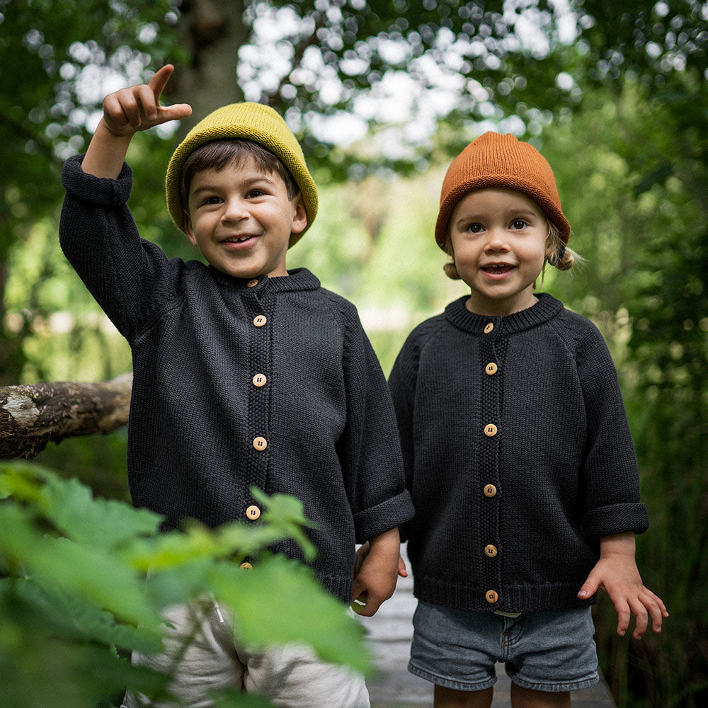 the woolly cardigan - dark grey