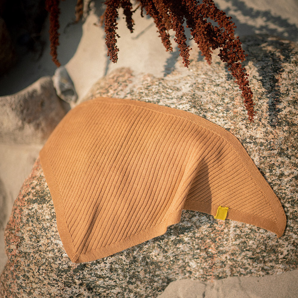 THE WOOLLY SCARF BABY - camel
