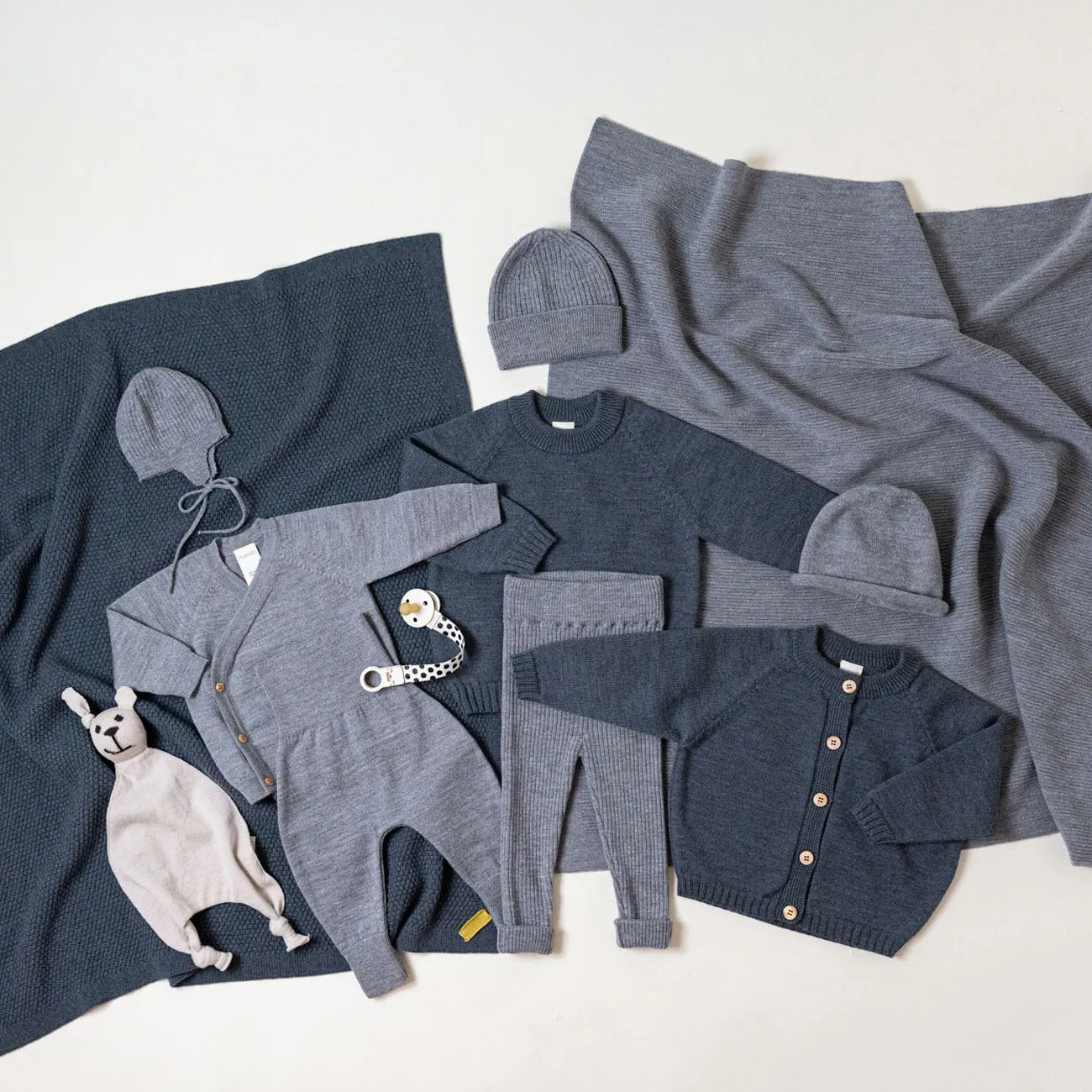 THE WOOLLY SWEATER - graphite grey