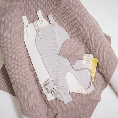 GROSSES KUSCHEL-SET LATZHOSE