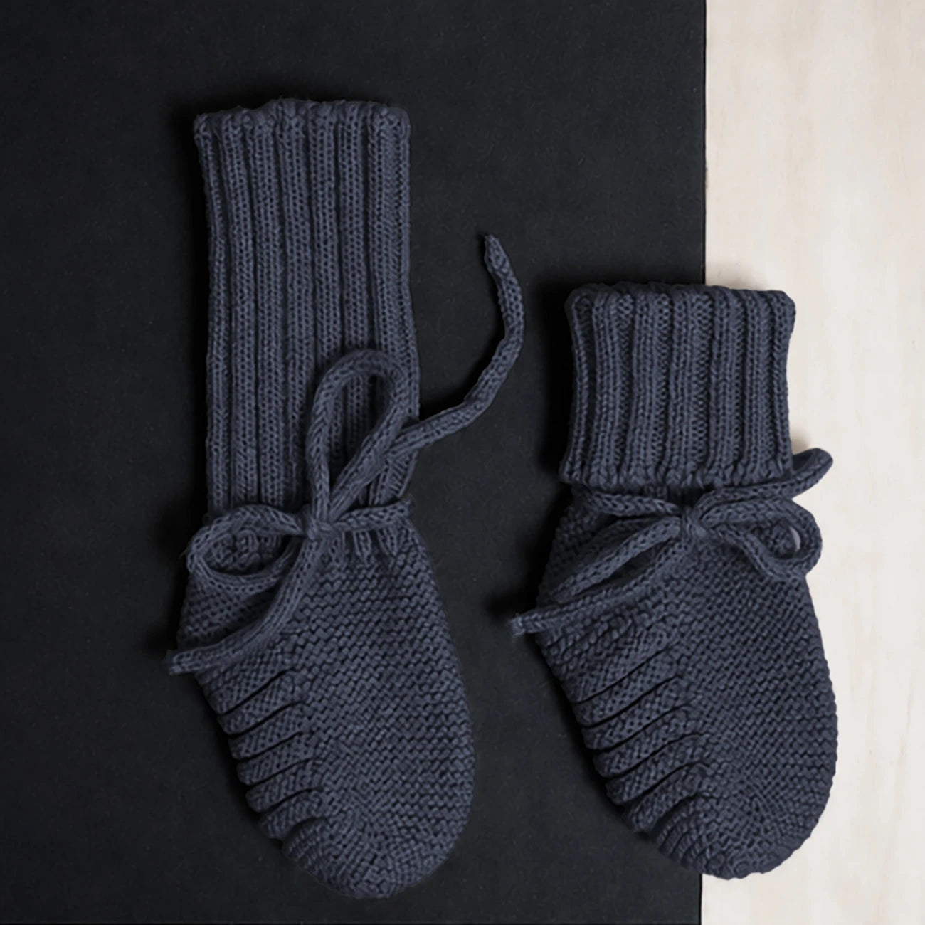 THE WOOLLY BABY BOOTIE - graphite grey