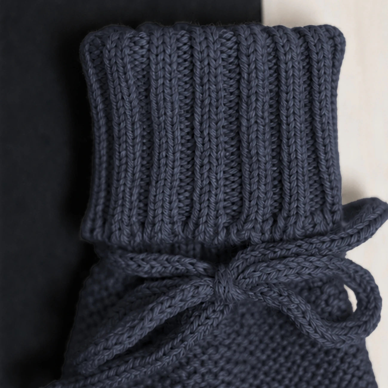 THE WOOLLY BABY BOOTIE - graphite grey
