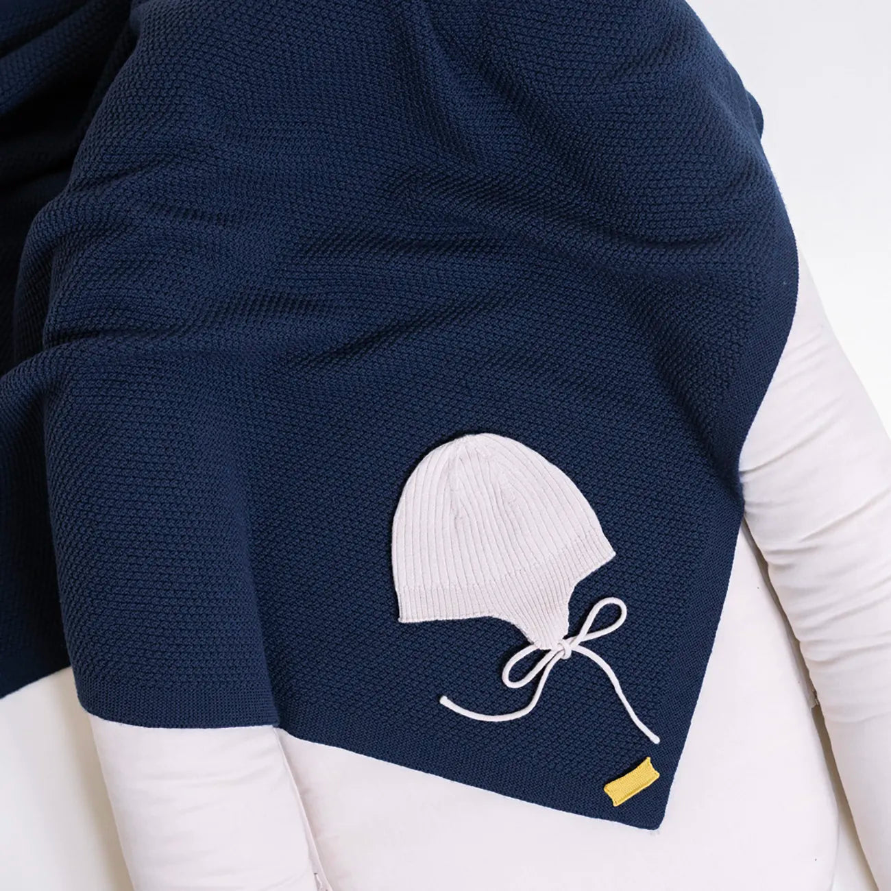 THE WOOLLY BLANKET - midnight blue