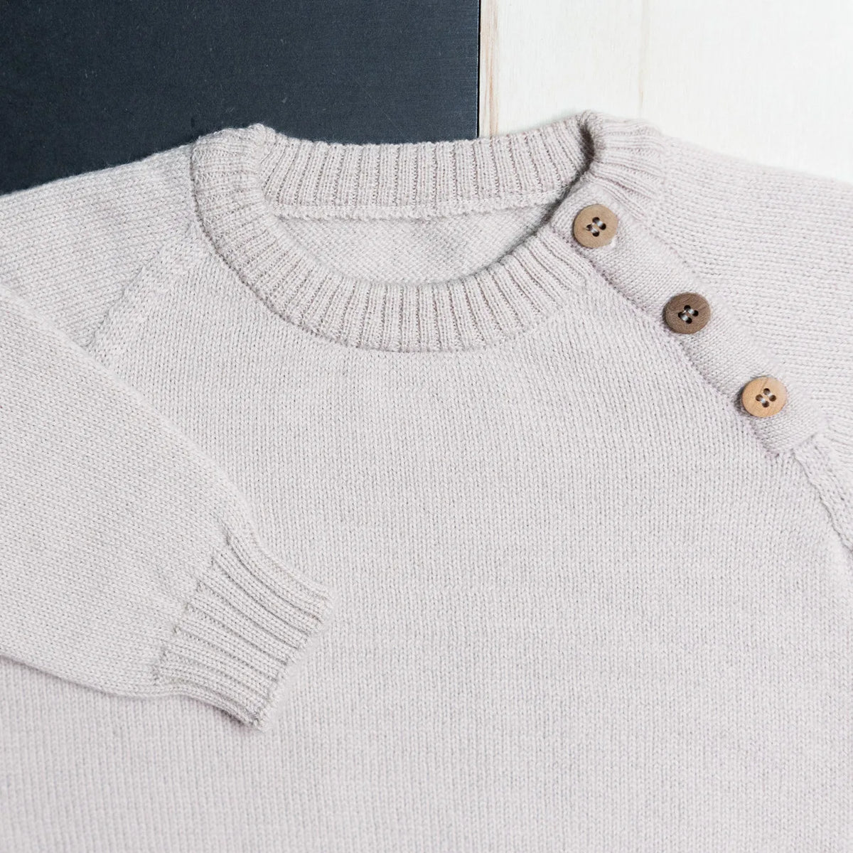 THE WOOLLY BABY SWEATER - sand