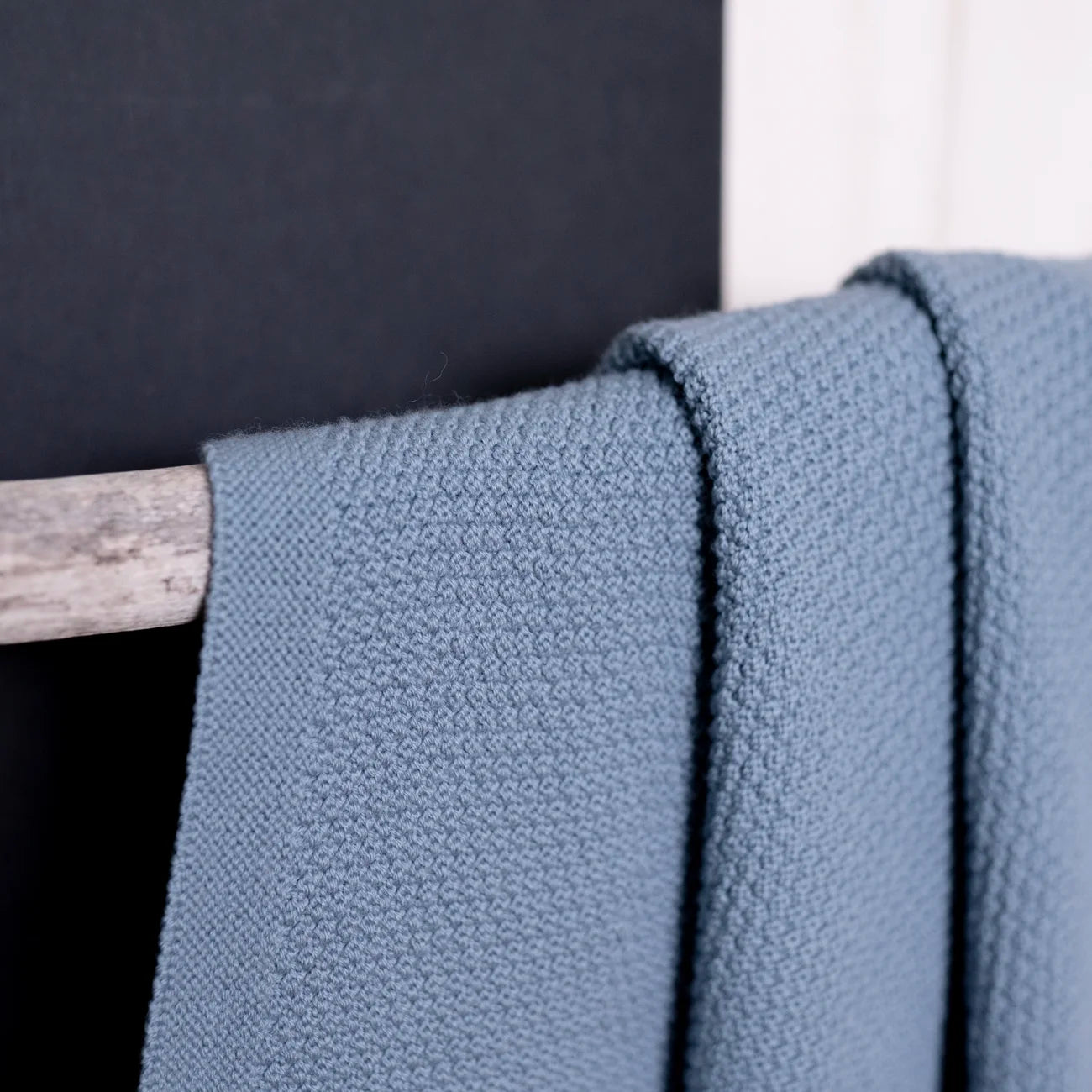 B-WARE THE WOOLLY BLANKET - blue