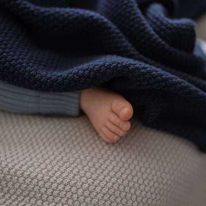 THE WOOLLY BLANKET - midnight blue