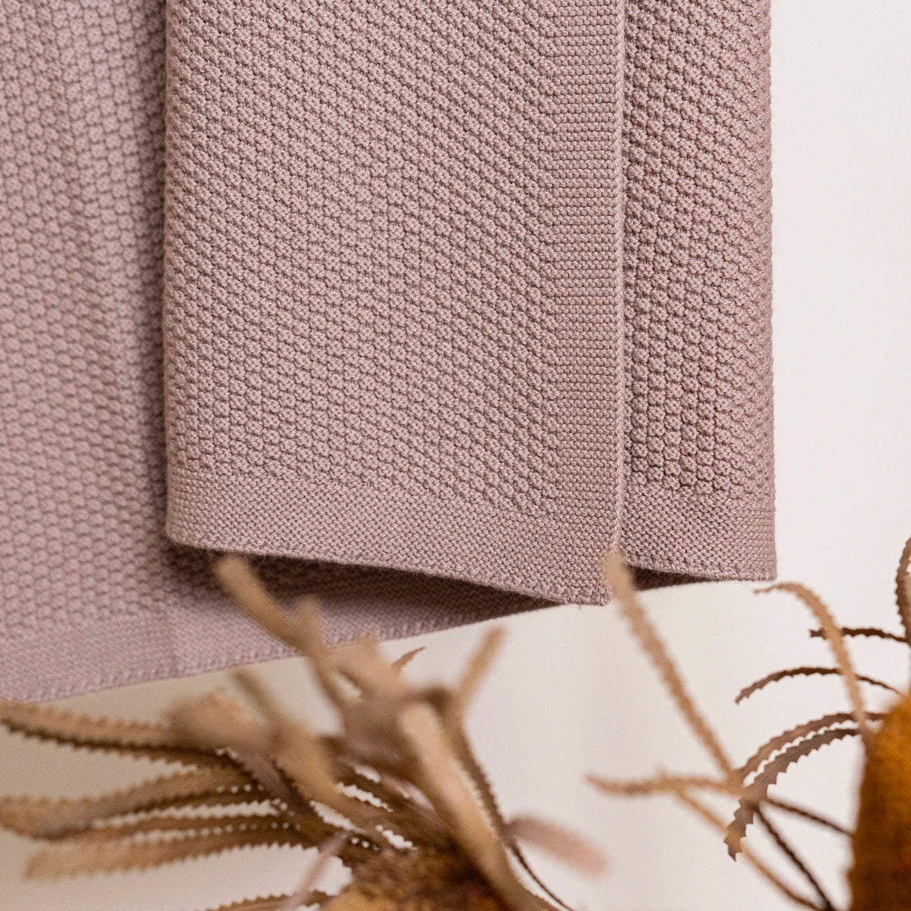 THE WOOLLY FAMILY BLANKET - cappuccino