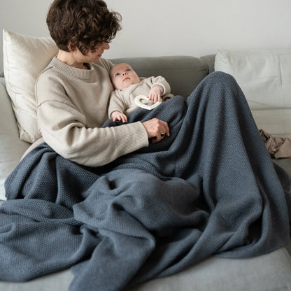 THE WOOLLY FAMILY BLANKET - graphite grey