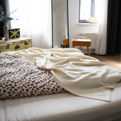 THE WOOLLY FAMILY BLANKET - pure