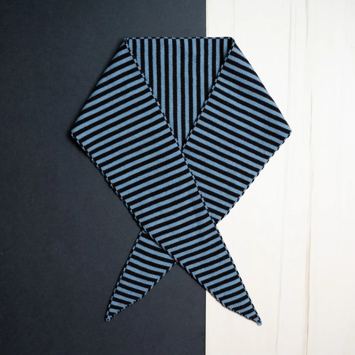 THE WOOLLY FAMILY SCARF STRIPED - CHOCOLATE / BLUE