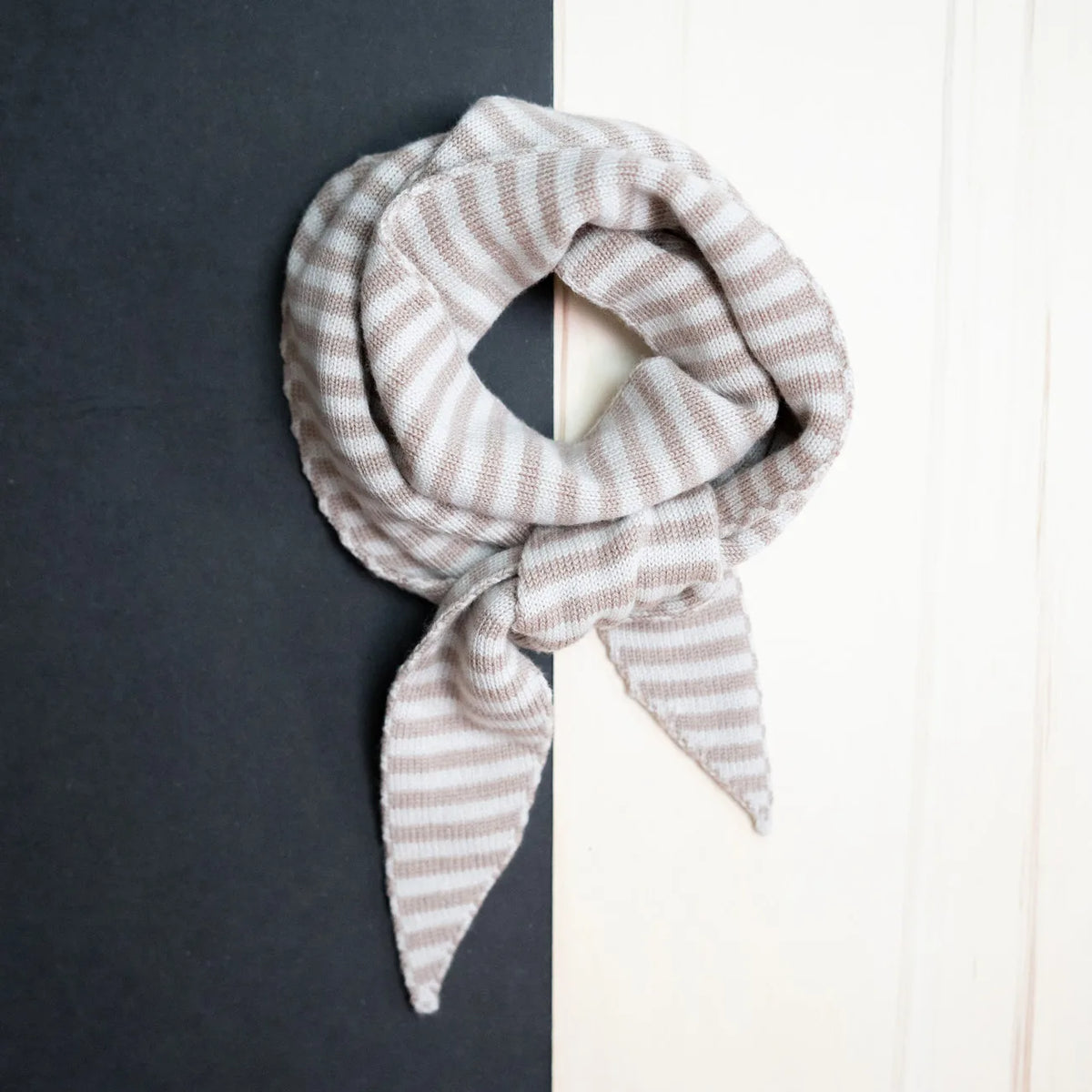 THE WOOLLY FAMILY SCARF STRIPED - SAND / CAPPUCCINO