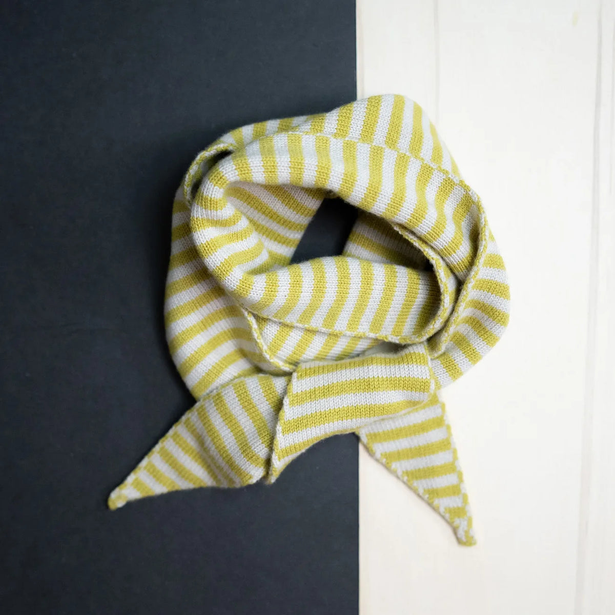 THE WOOLLY FAMILY SCARF STRIPED - SAND / QUINCE