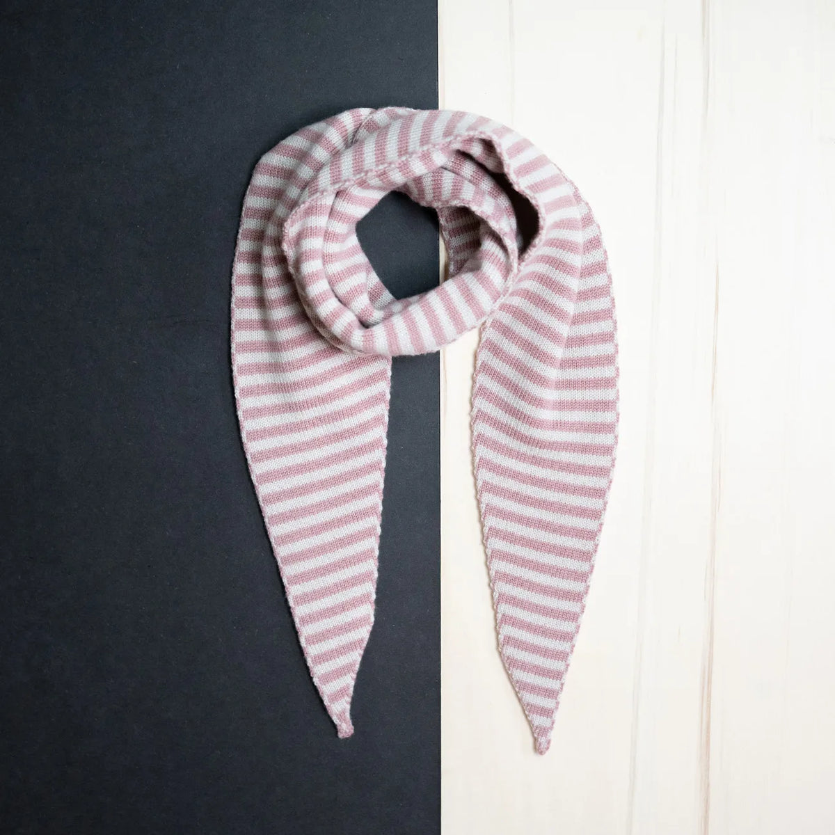 THE WOOLLY FAMILY SCARF STRIPED - SAND / ROSE
