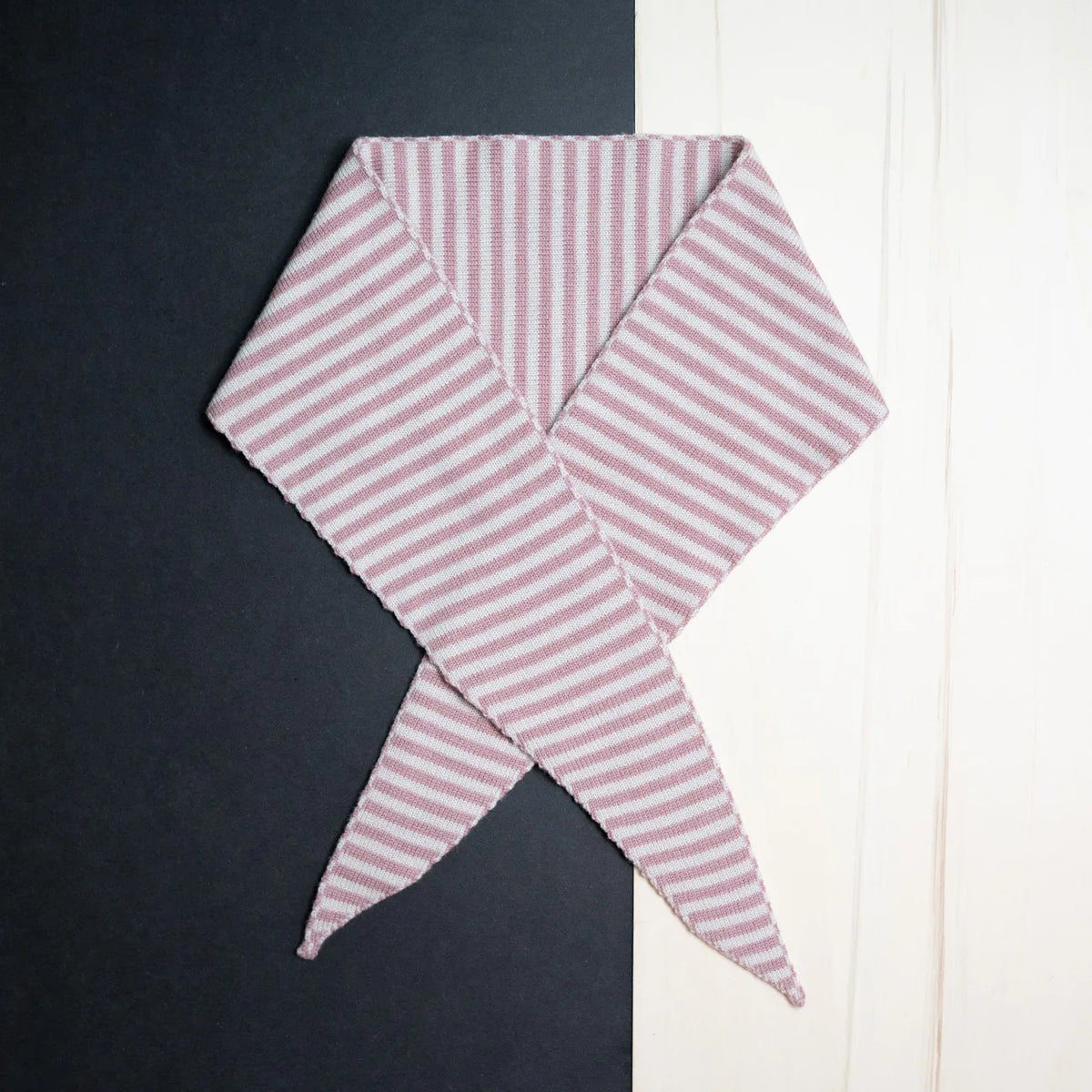 THE WOOLLY FAMILY SCARF STRIPED - SAND / ROSE