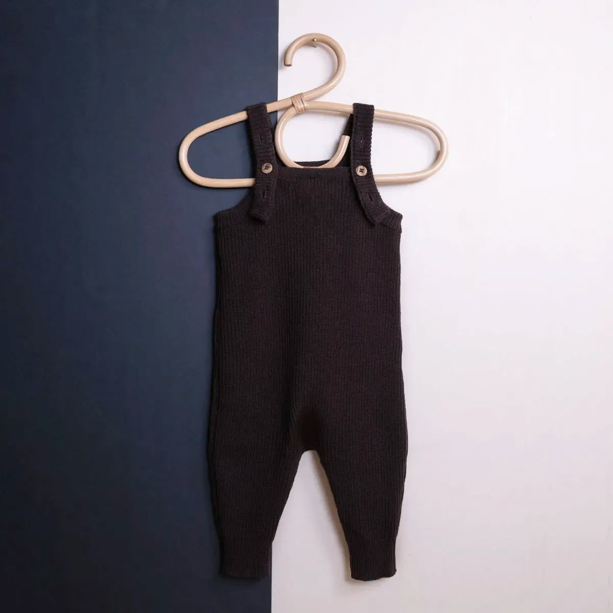 Baby Latzhose The Woolly Jumper Chocolate Dunkelbraun
