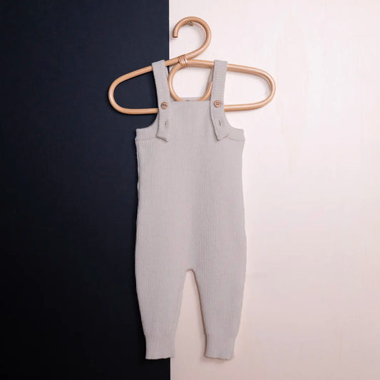 Baby Latzhose Beige - The Woolly Jumper