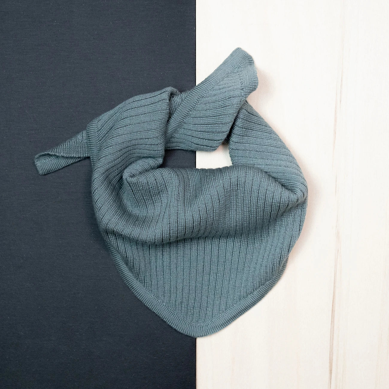 THE WOOLLY TRIANGLE SCARF SMALL - sage