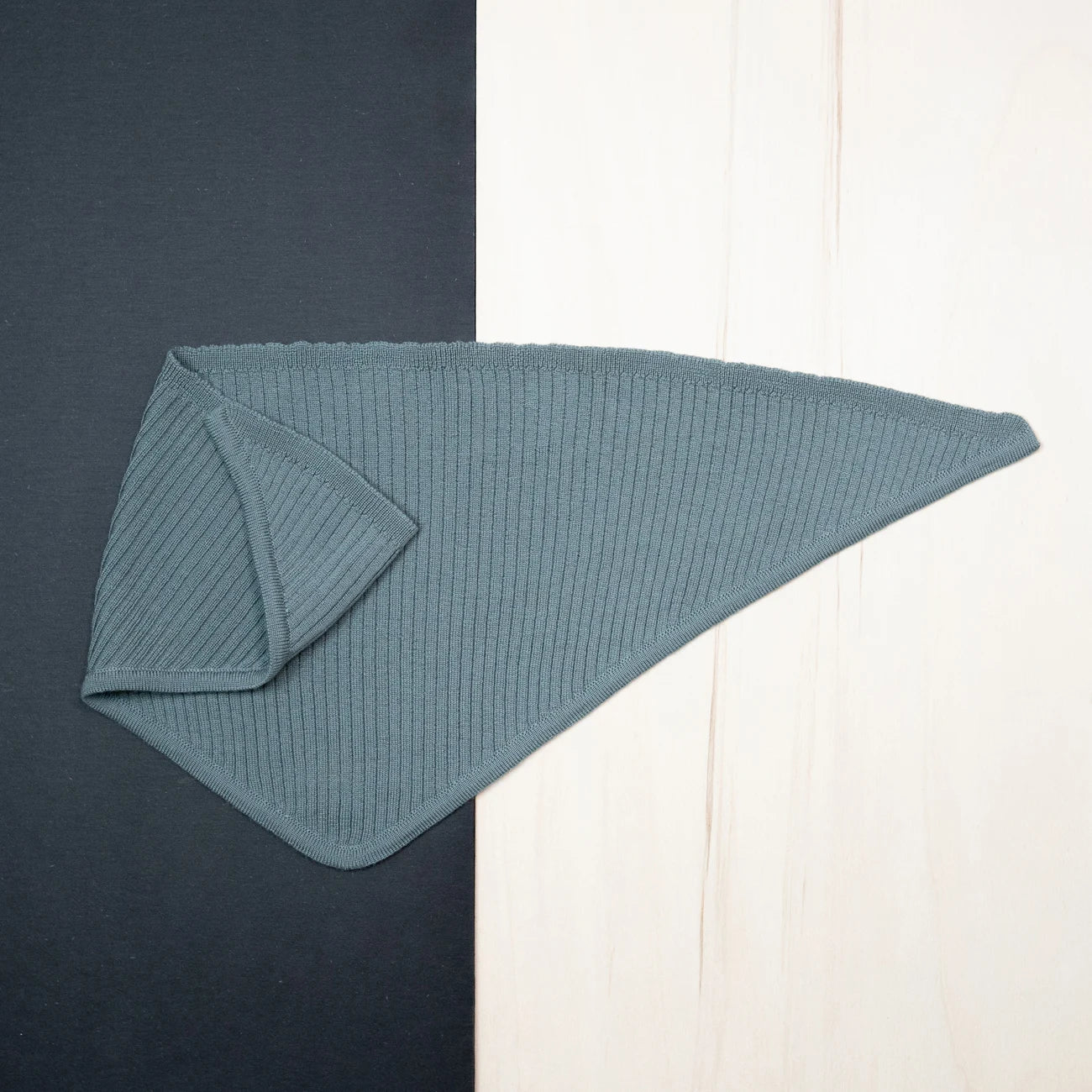 THE WOOLLY TRIANGLE SCARF SMALL - sage