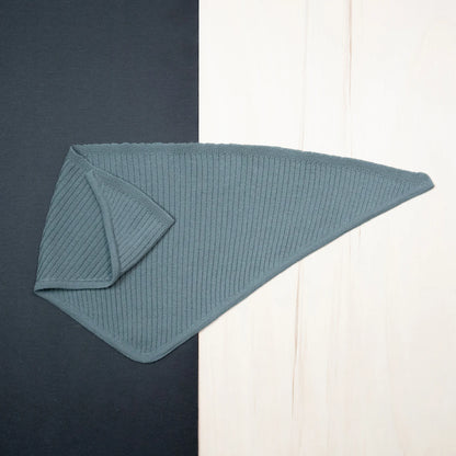 THE WOOLLY TRIANGLE SCARF SMALL - sage