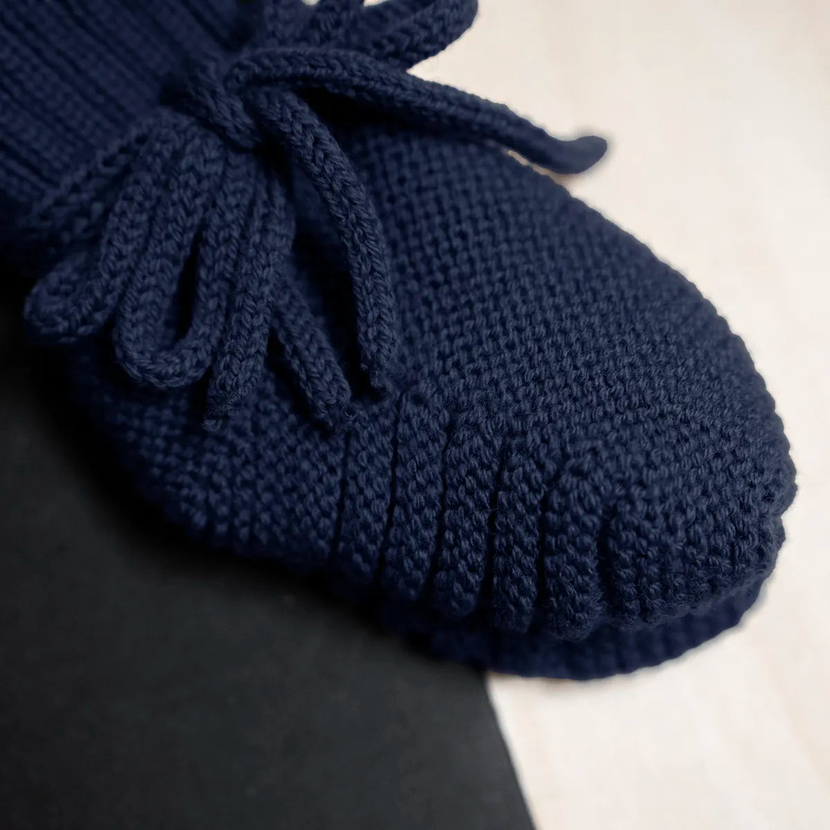 THE WOOLLY BABY BOOTIE - midnight blue