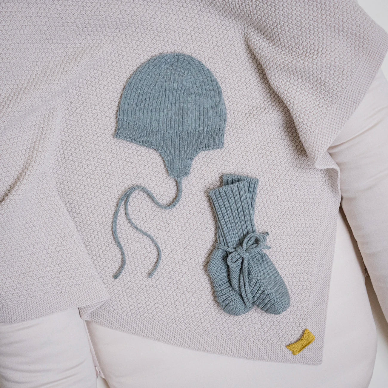 THE WOOLLY BABY BOOTIE - sage