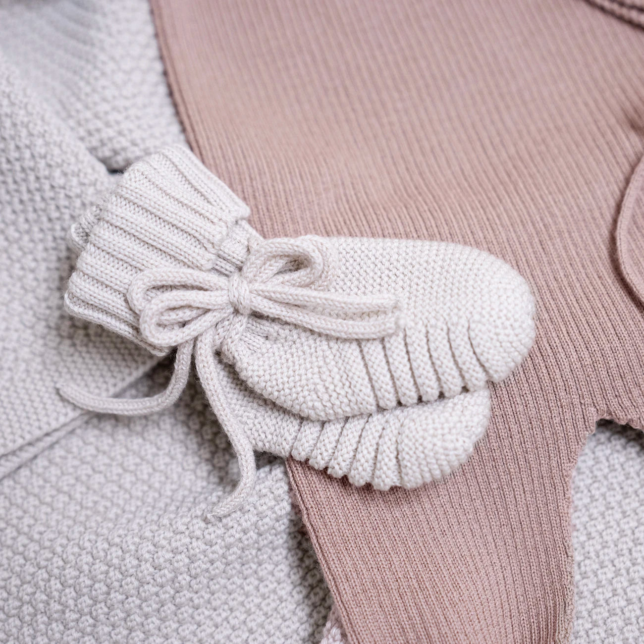 THE WOOLLY BABY BOOTIE - sand