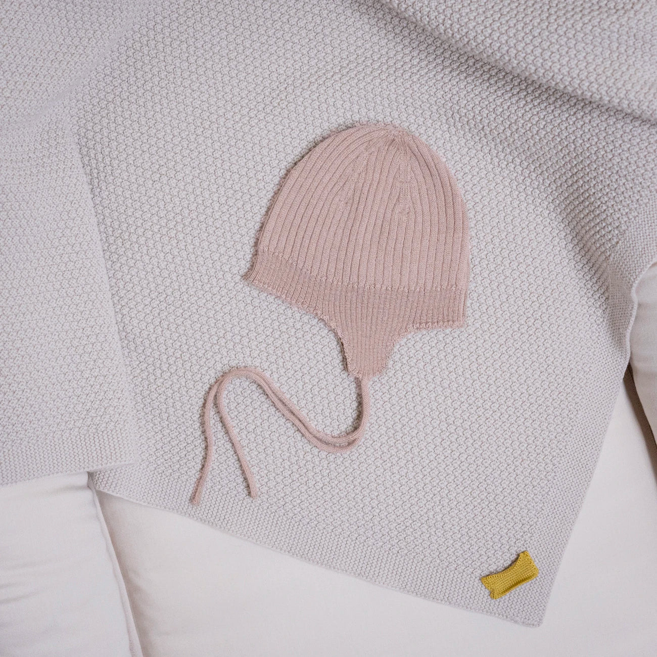 THE WOOLLY BABY HAT - cappuccino