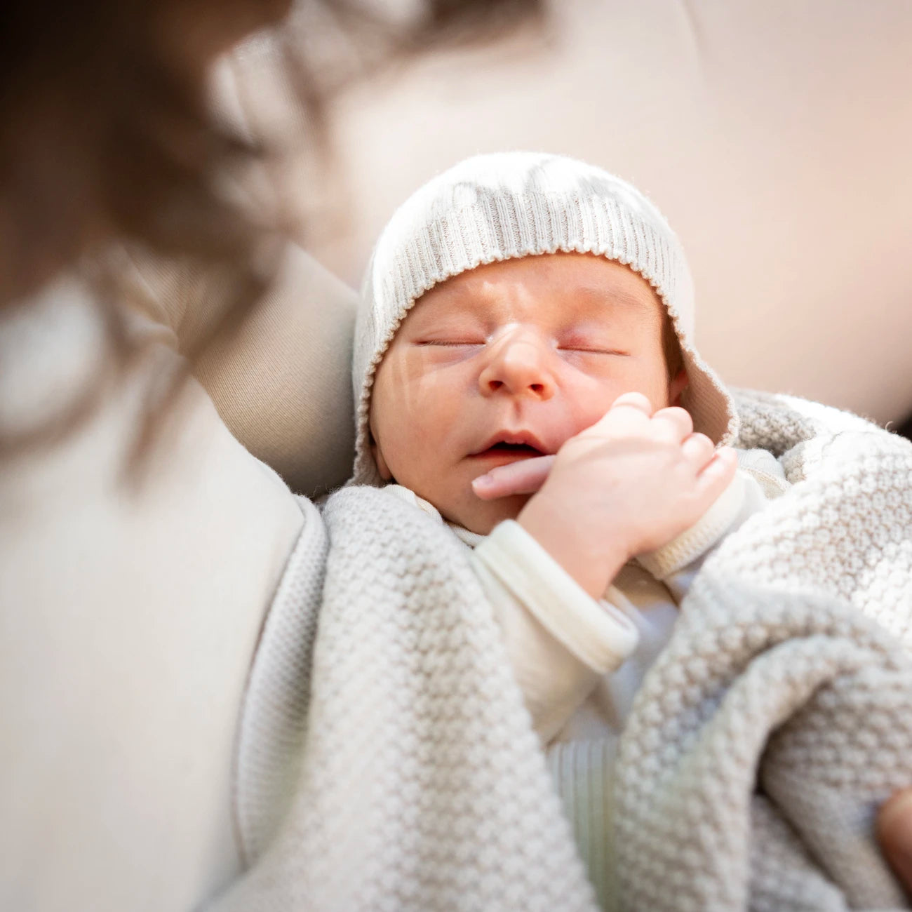 THE WOOLLY BABY HAT - camel