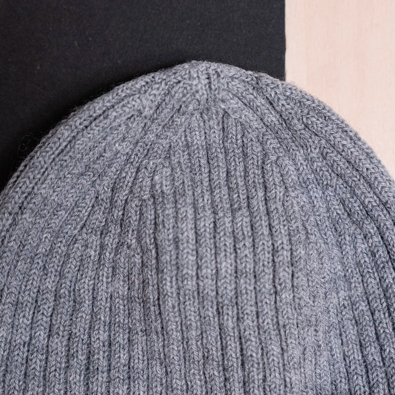 THE WOOLLY BEANIE - cloud grey