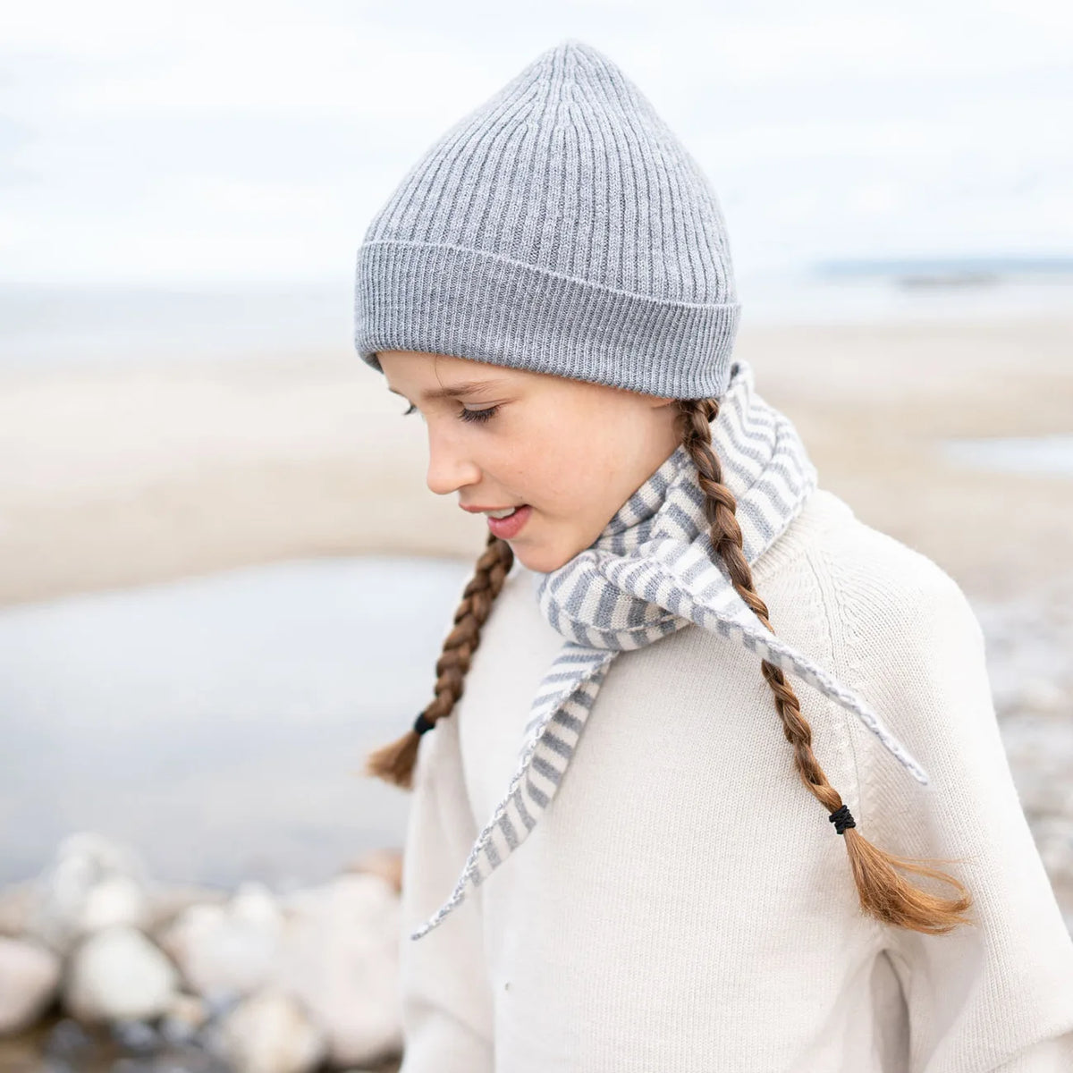 THE WOOLLY BEANIE - cloud grey
