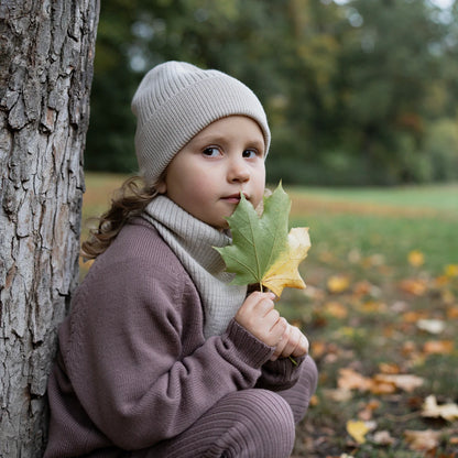 THE WOOLLY TRIANGLE SCARF SMALL - pure
