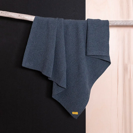 THE WOOLLY BLANKET - graphite grey