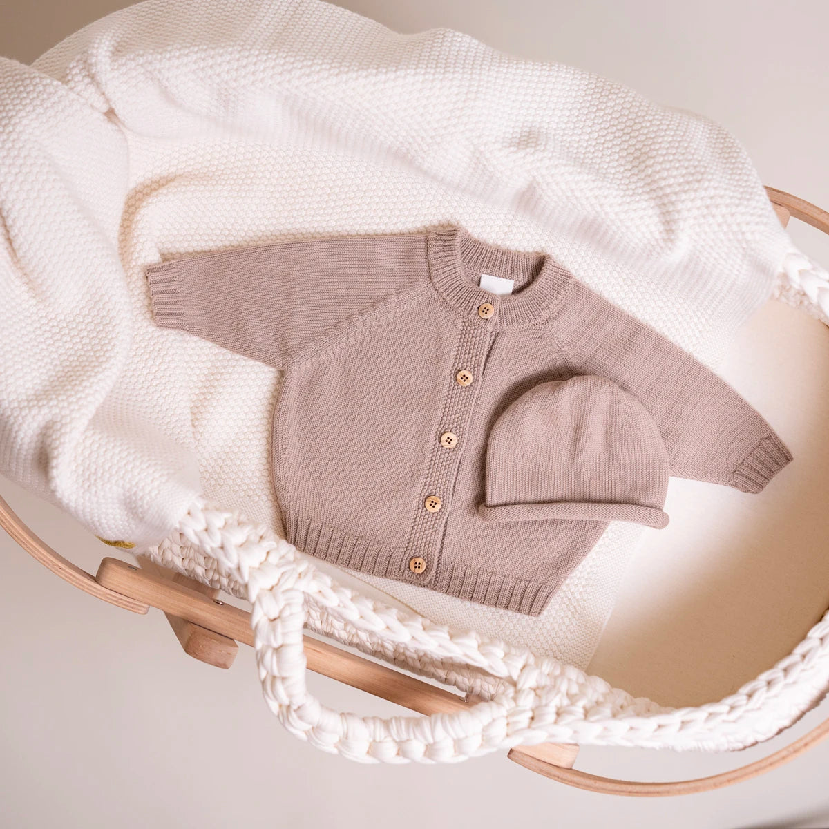 THE WOOLLY CARDIGAN - cappuccino