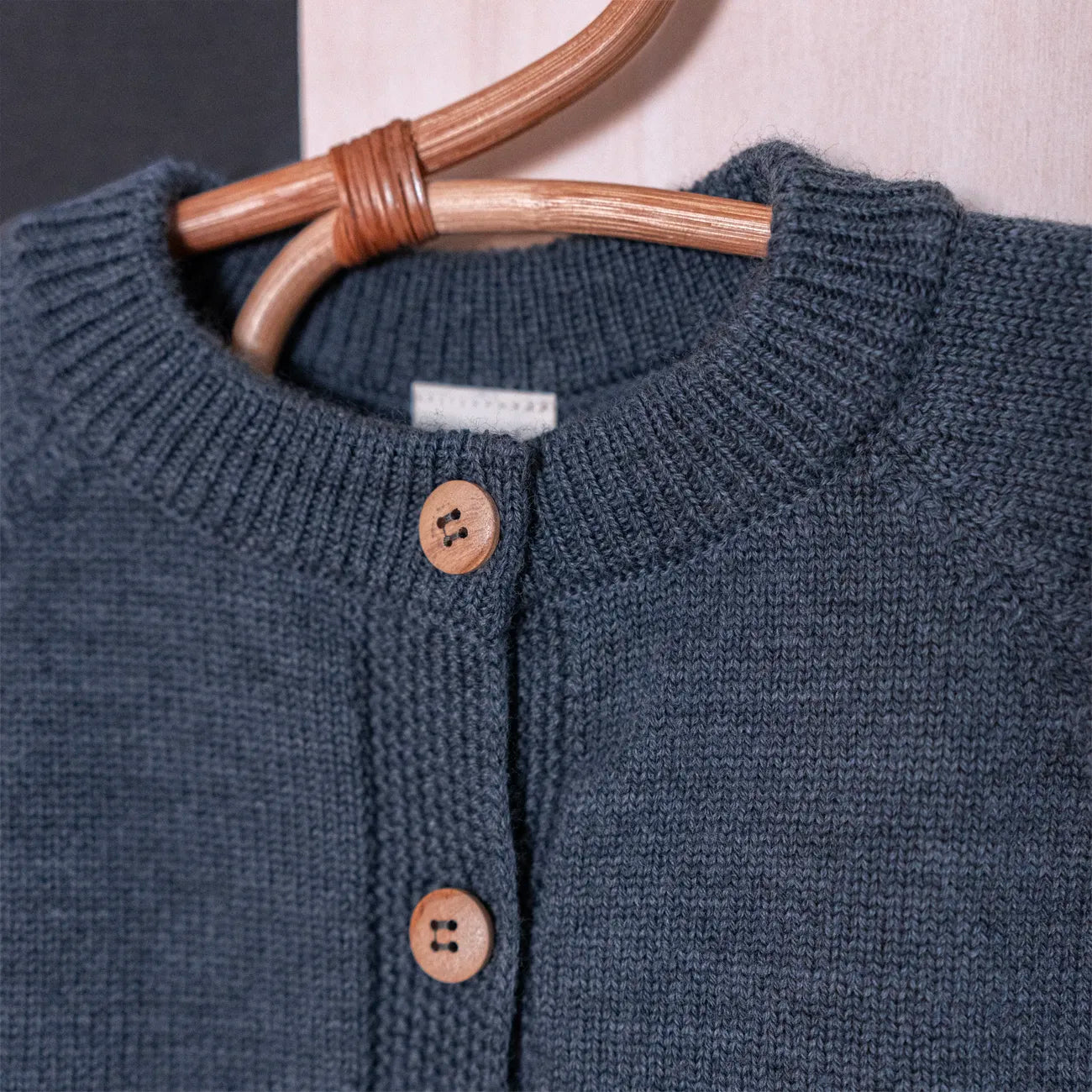 THE WOOLLY CARDIGAN - graphite grey