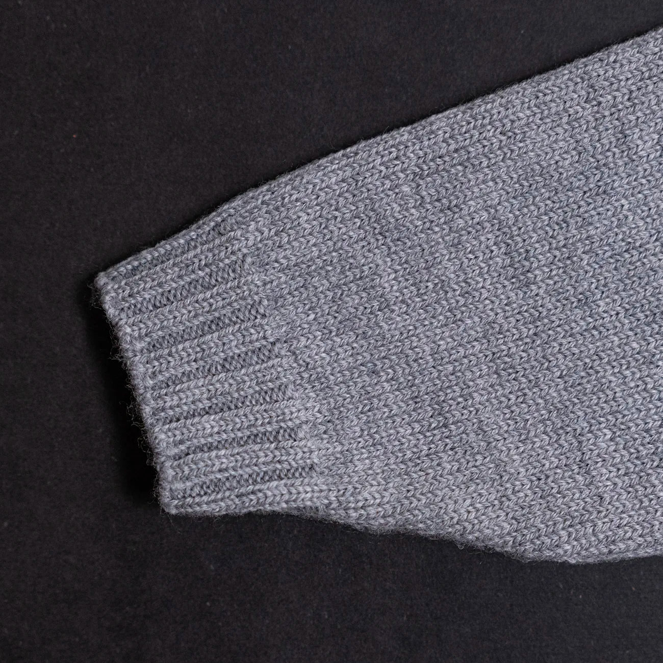 THE WOOLLY CARDIGAN - cloud grey