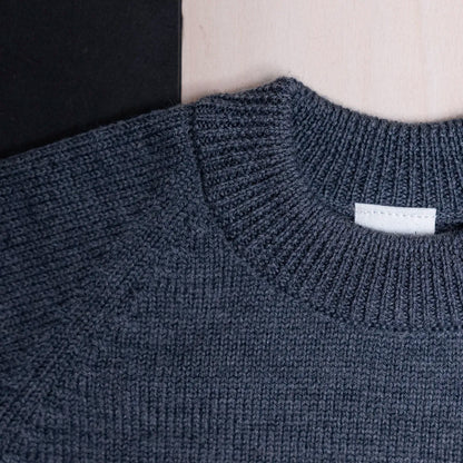 THE WOOLLY SWEATER - graphite grey